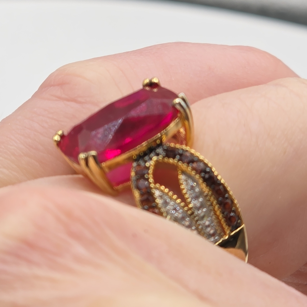 Designer Signed  Ruby And  Garnet Ring - Picture 10 of 13